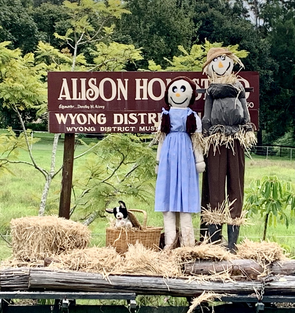 02 - Dorothy visits Alison Homestead